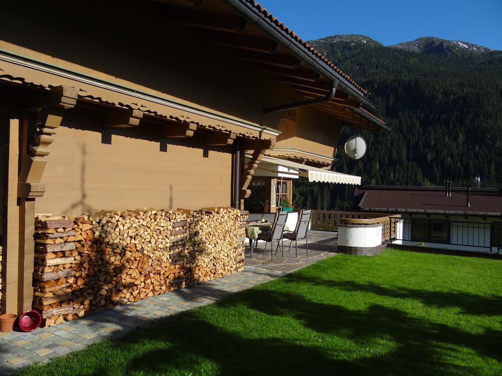 Landhaus Erlzette トゥクス エクステリア 写真